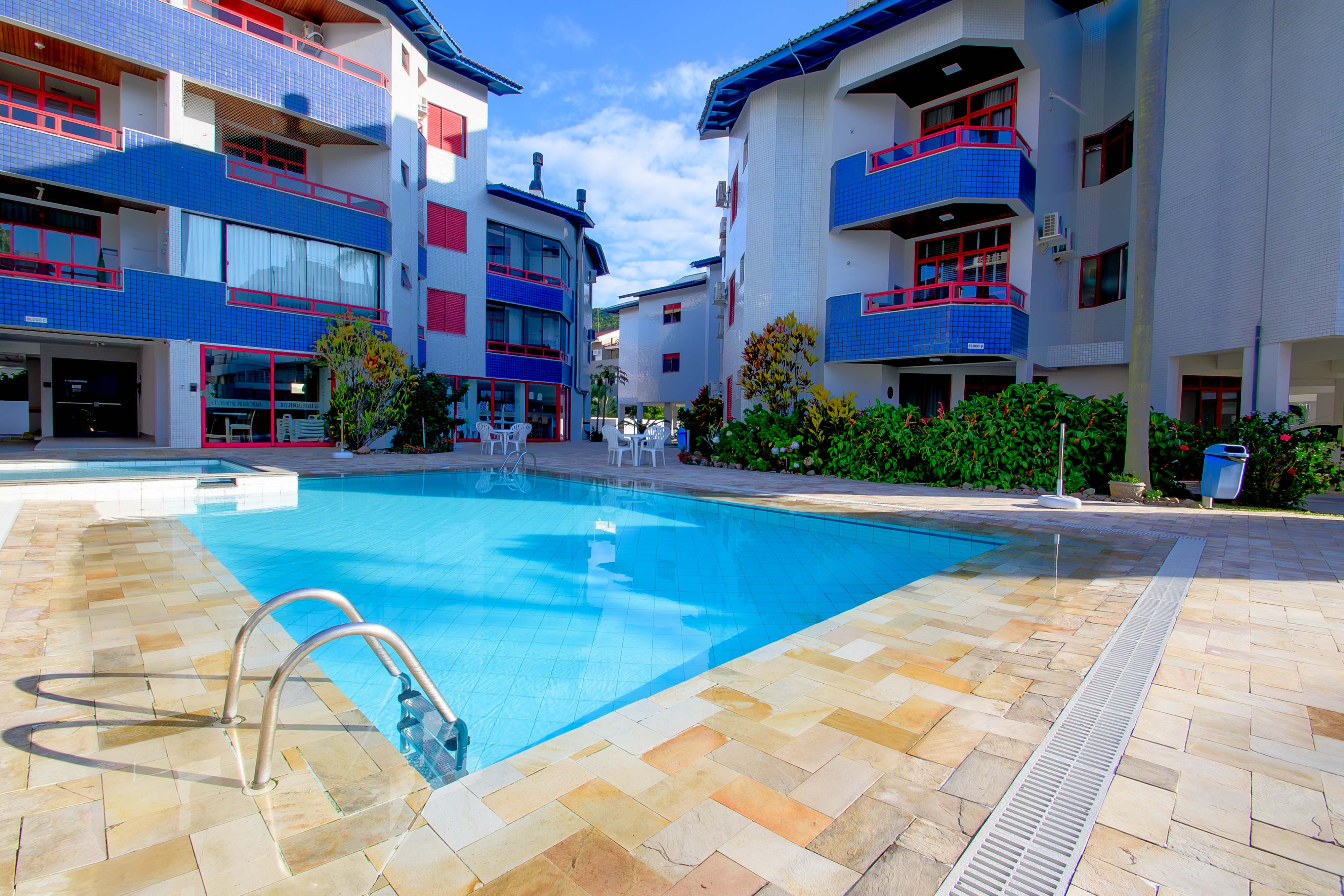 Condomínio Residencial Praia Brava