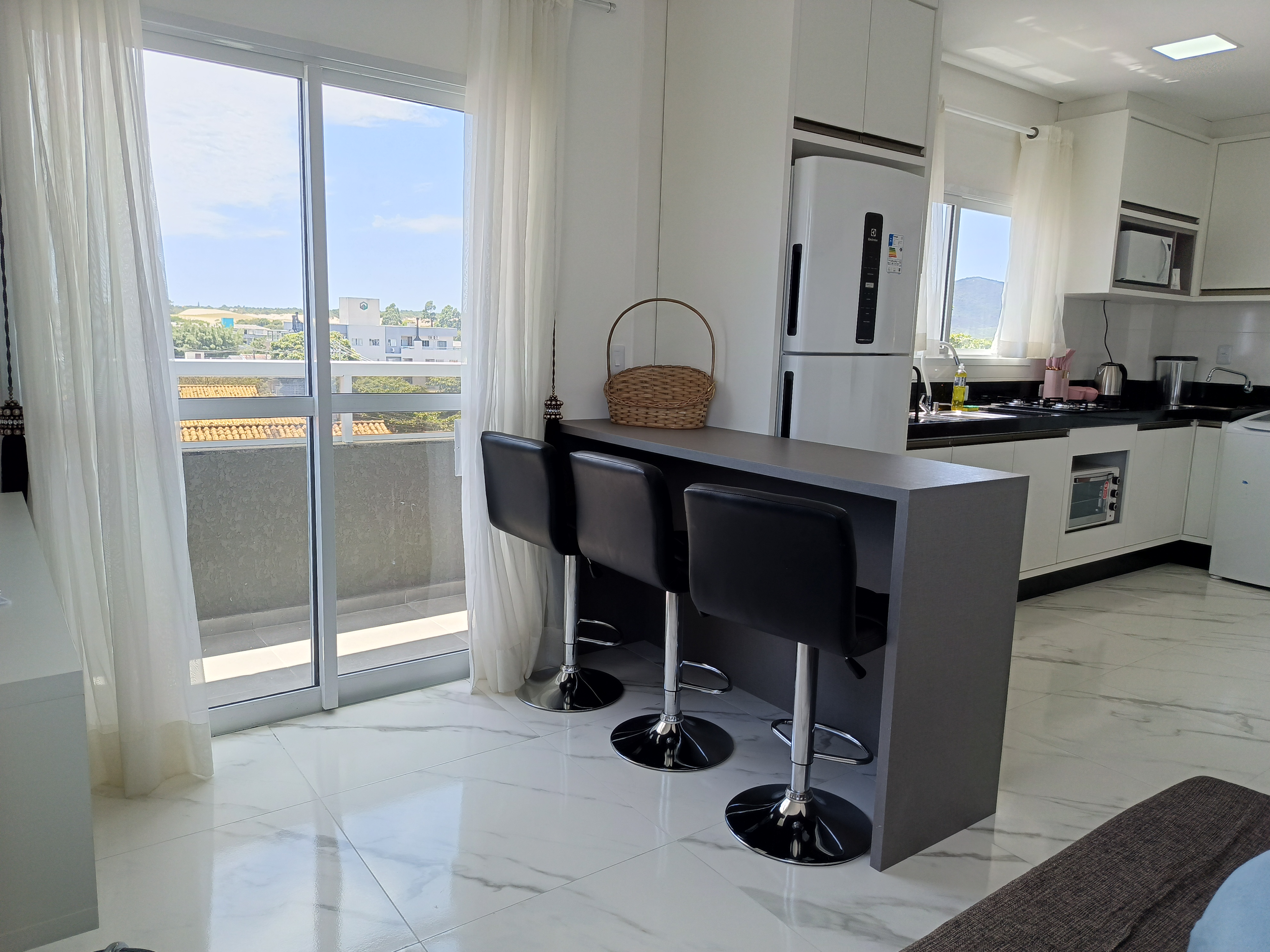 Prédio com vários apartamentos